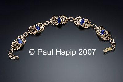 #403 - Hibiscus Flower Bracelet