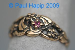 204 - Tapered Band with Philodendron Leaves & Forget-Me-Not Flowers